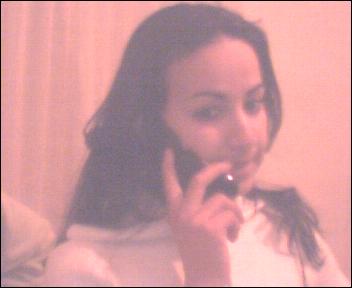 leila tathdar m3a stoune dyalha